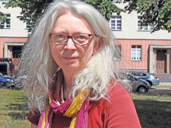 SUSANNE AHNER headshot