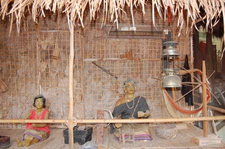 Field Trip to Wat Phra Tart Ruerng Rong Temple (Set of 40 Photographs)