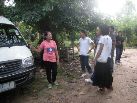Isaan Phaya Poetry Recital and Palm-reading by Tiam Meesri (Set of 18 Photographs)