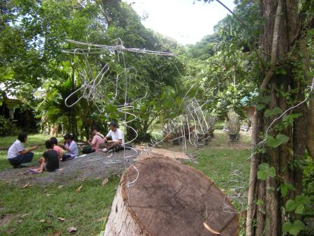 Wire Sculpture Workshop (Set of 28 Photographs)